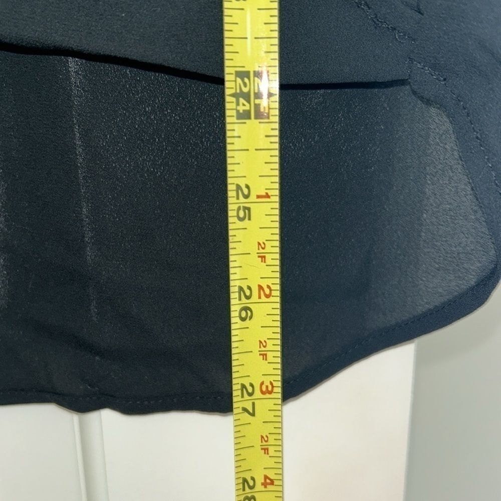 NY&Co: Lovely, Black, Crossover Blouse: size M - Picture 7 of 7
